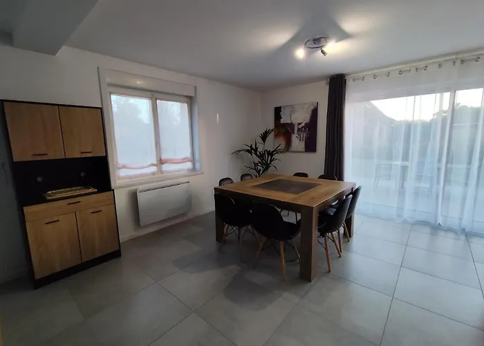 Holiday home La Flandre Entre Campagne Et Littoral *
